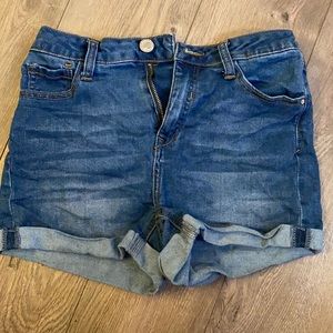 Papaya denim shorts